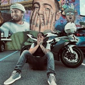 Meet your Posher, Jay